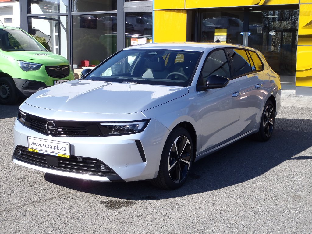Opel Astra ST Edition 1.2 Turbo Opel Astra
