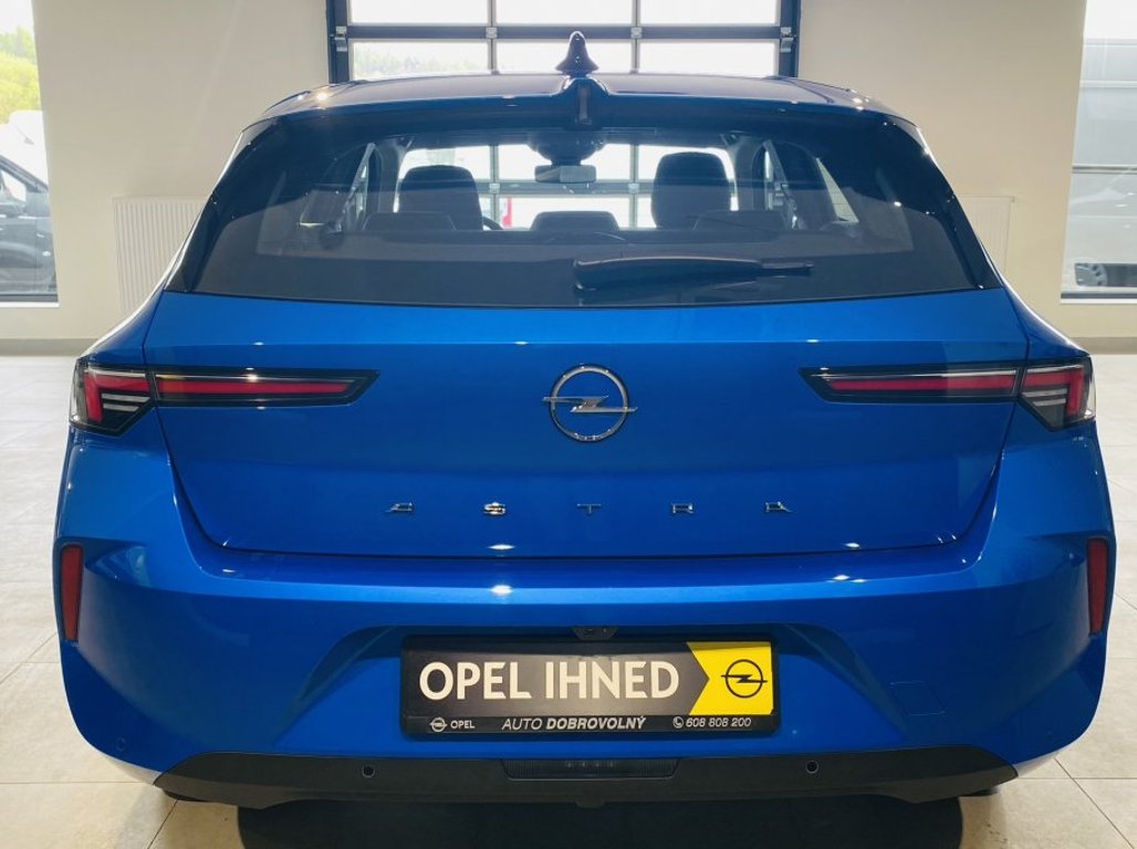 Opel Astra Edition HB 1.2 TURBO 96kW MT6 Opel Astra