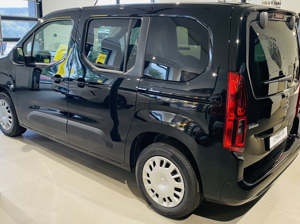 Opel Combo Elegance L1H1, 1.2 (96 kW) AT8 Opel Combo