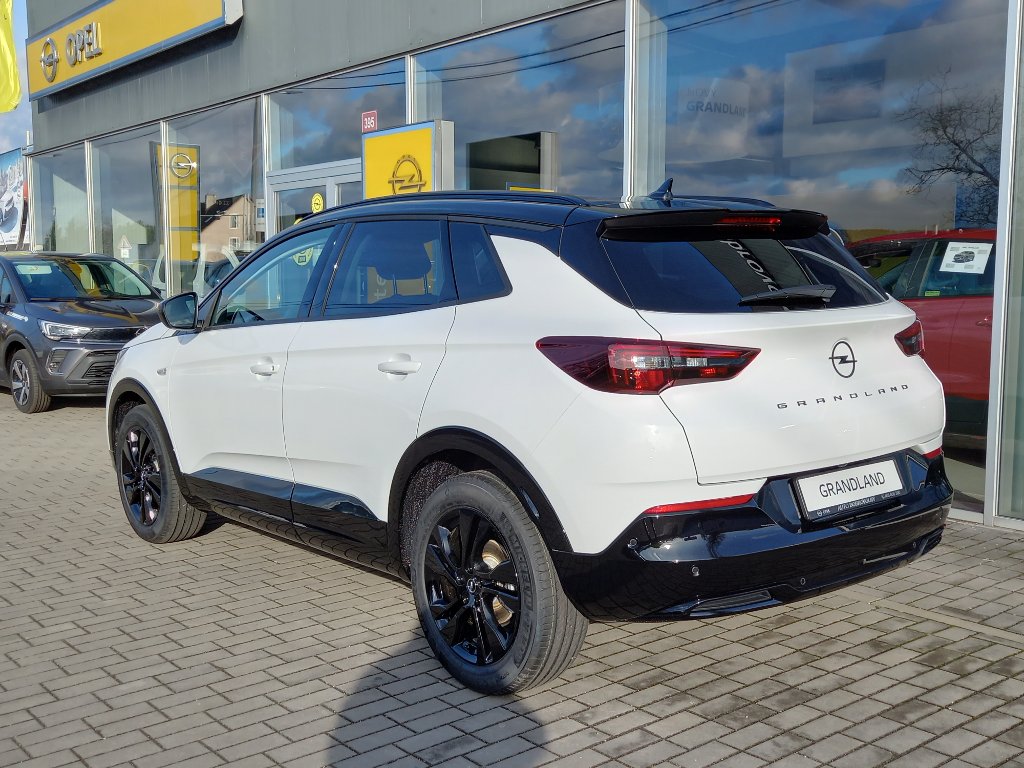Opel Grandland GS Line 1.2 TURBO 96kW AT8 Opel Grandland