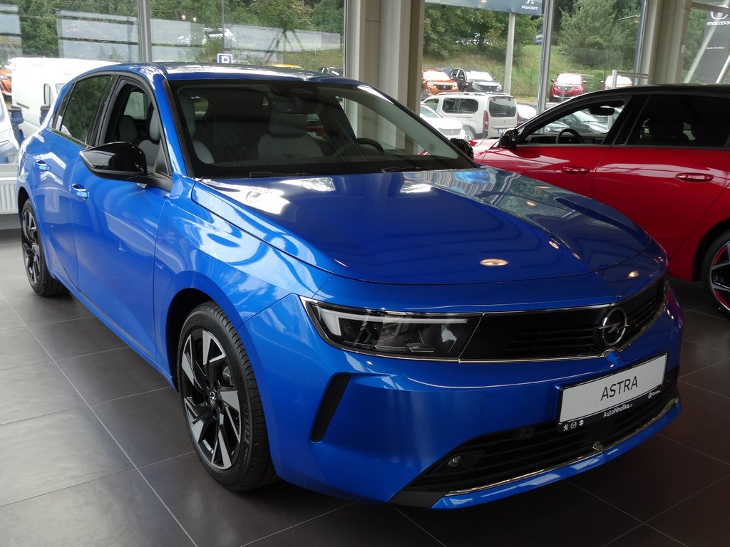 Opel Astra Elegance 1.2 PT 130k S&S MAN6 Opel Astra