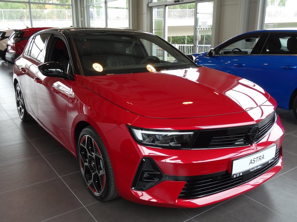 Opel Astra GS-Line PHEV 180k EAT8 Opel Astra