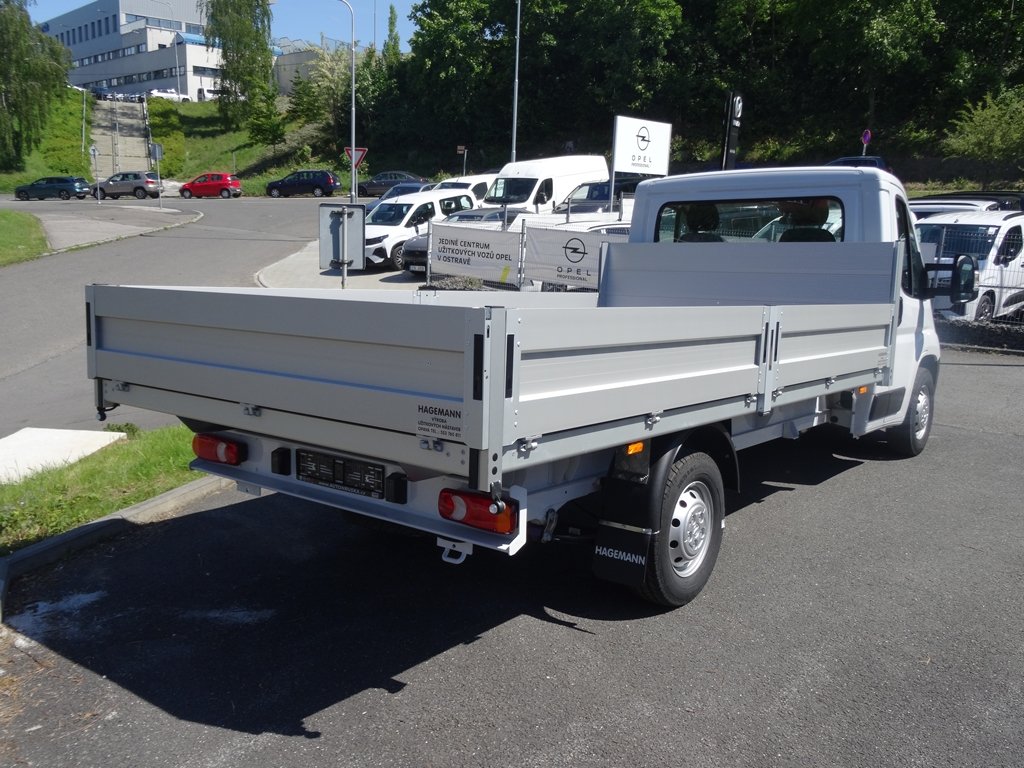 Opel Movano Valník L4 3500 2.2CDTi 165k M Opel Movano