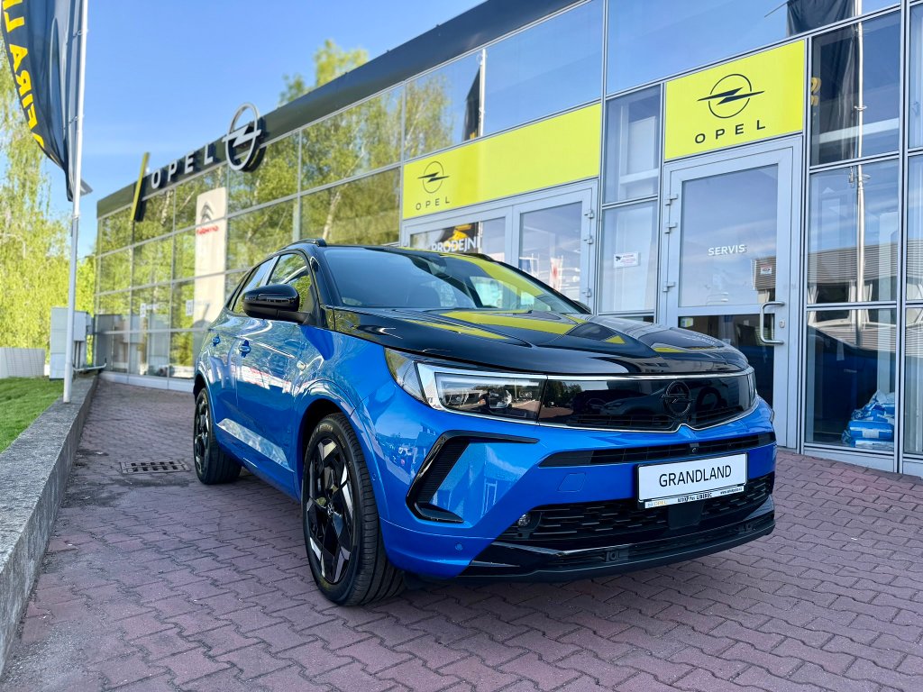Opel Grandland GSe 4x4 1.6TURBO (221 kW) AT8 Opel Grandland