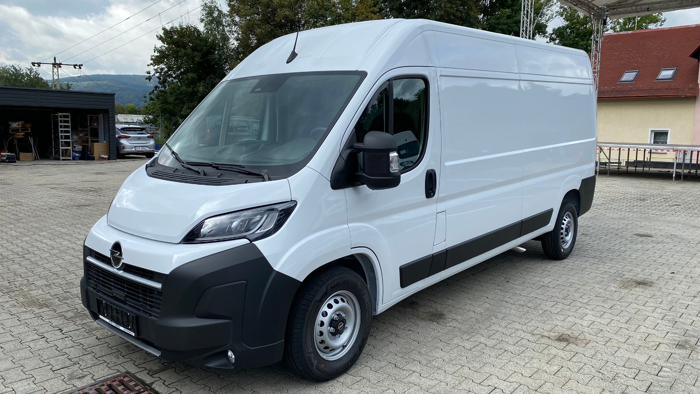 Opel Movano