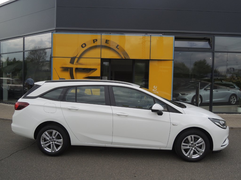 Opel Astra 120 LET 1.6CDTI 81KW/ 110K MT6 Opel Astra