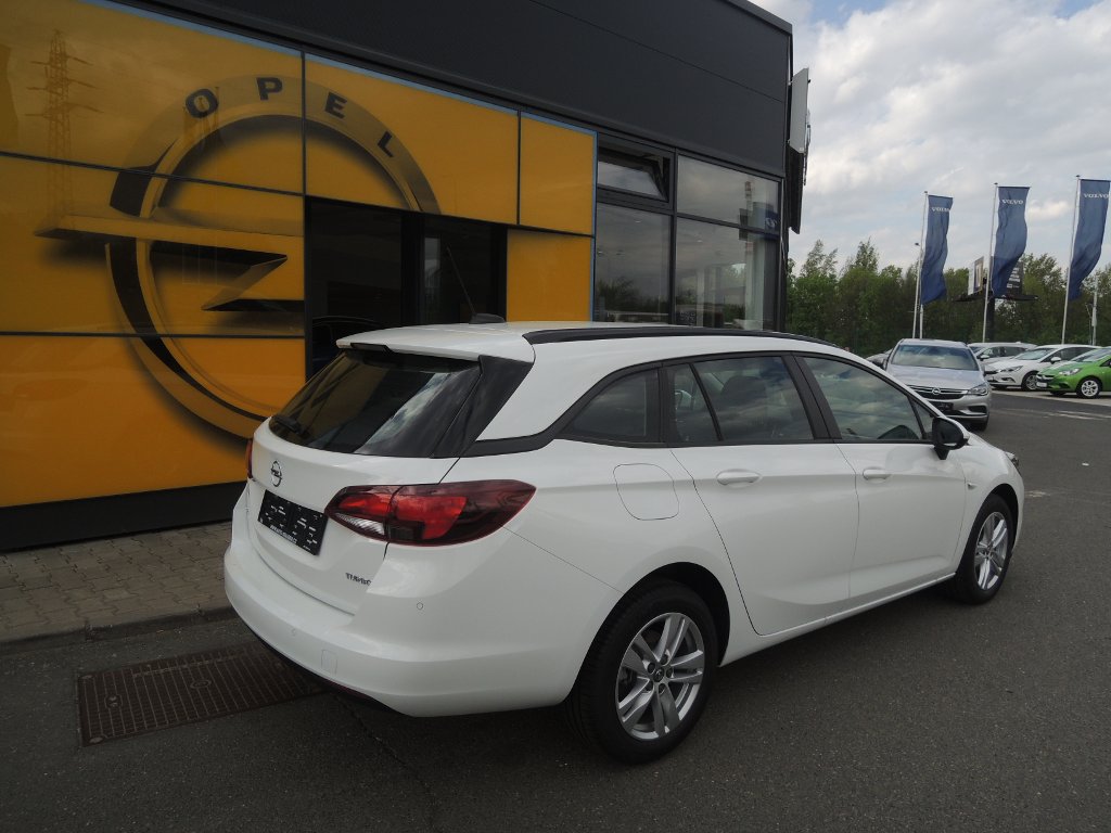 Opel Astra 120 LET 1.6CDTI 81KW/ 110K MT6 Opel Astra