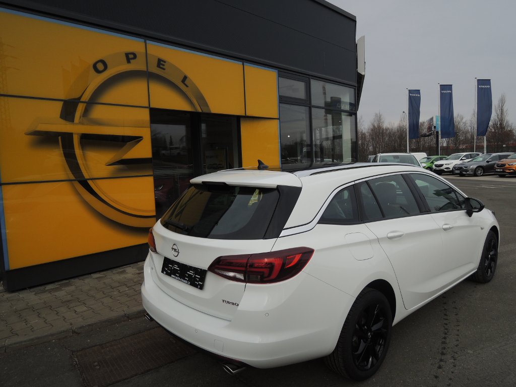 Opel Astra ST INNOVATION 1,4T 150K AT6 Opel Astra