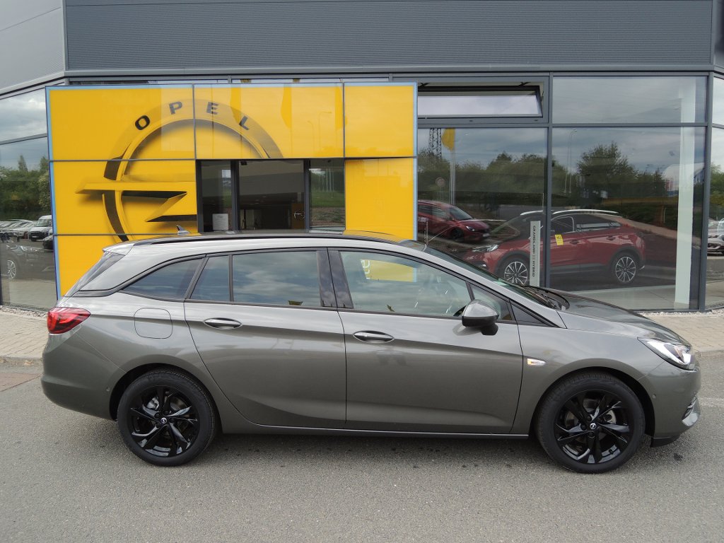 Opel Astra Elegance 1.4T 107kw/145k CVT Opel Astra