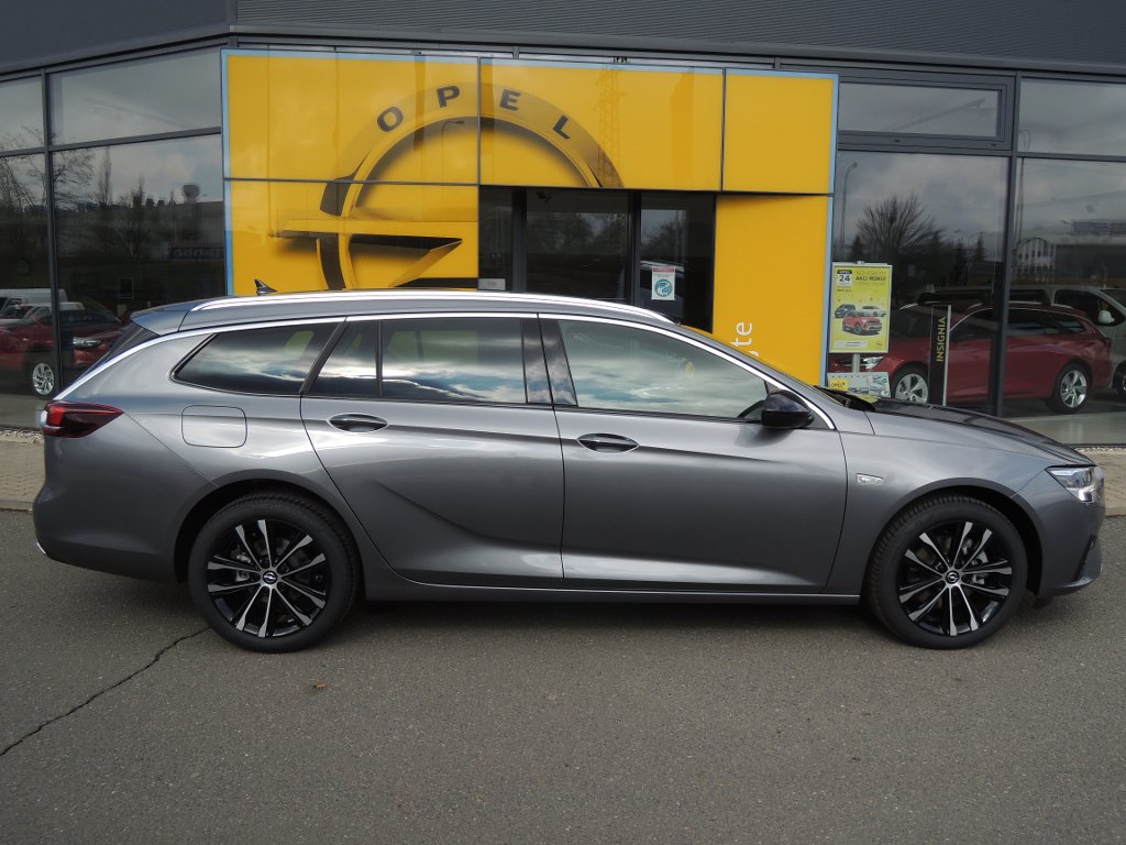 Opel Insignia ST Ultimate 2,0CDTI AT8 AWD Opel Insignia