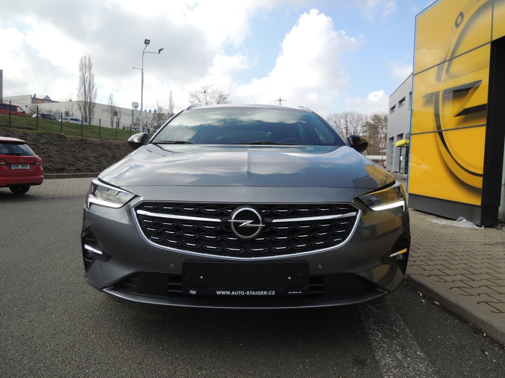 Opel Insignia ST Ultimate 2,0CDTI AT8 AWD Opel Insignia