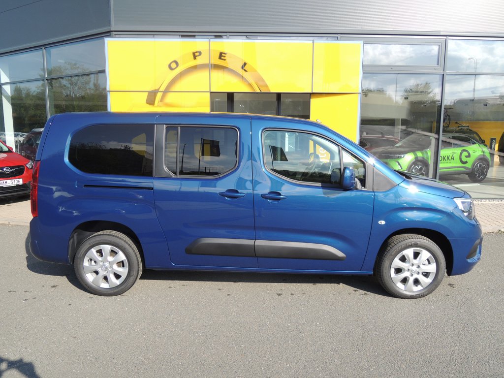 Opel Combo Elegance L2H1 1.5D 96Kw AT8 Opel Combo