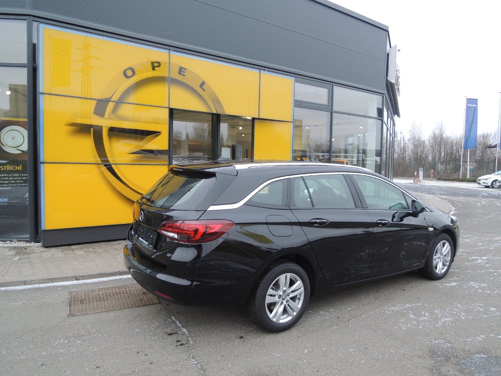 Opel Astra K INNOVATION 1.6CDTI 136K AFL+ Opel Astra