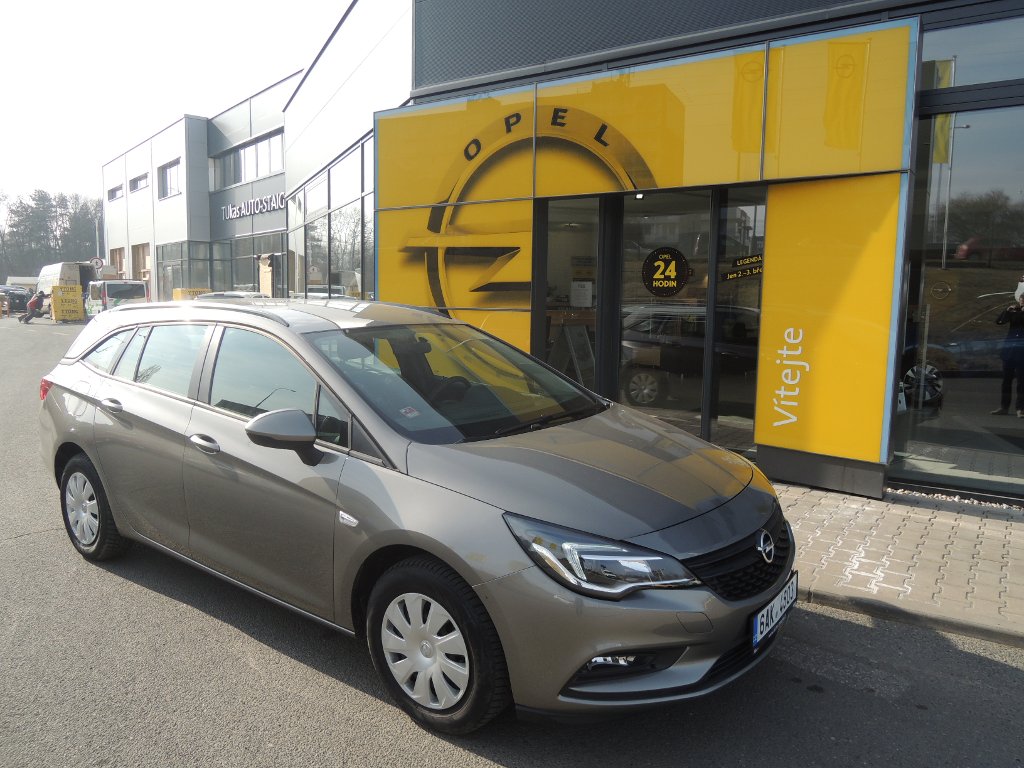 Opel Astra ST SELECTION 1,0T 105K MT5 Opel Astra