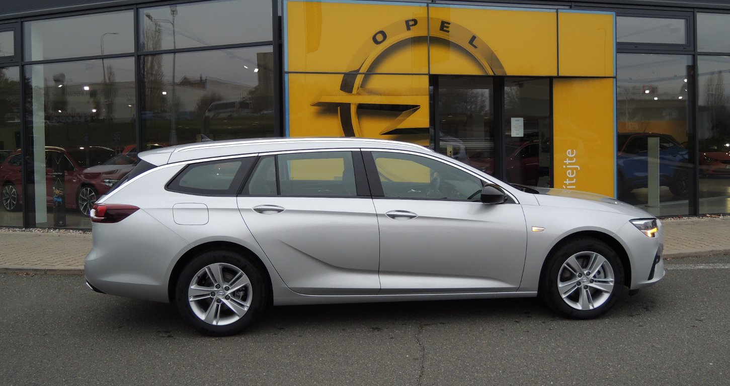 Opel Insignia Elegance Sports Tourer 128kW Opel Insignia