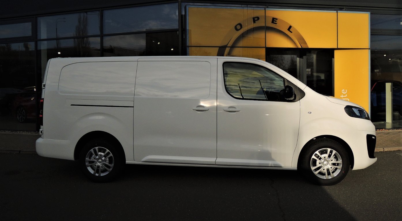 Opel Vivaro L2H1 Enjoy 2.0L MT6 106kW Opel Vivaro