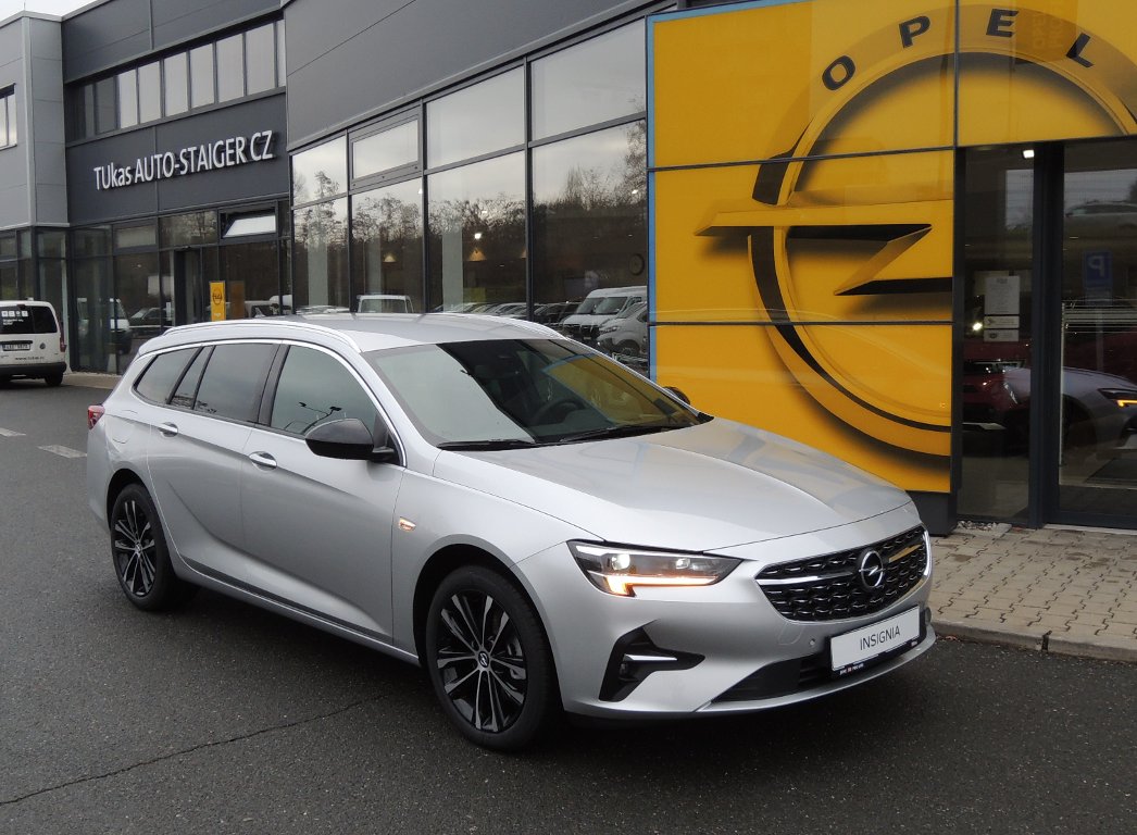 Opel Insignia Elegance Sports Tourer 4x4 128 Opel Insignia