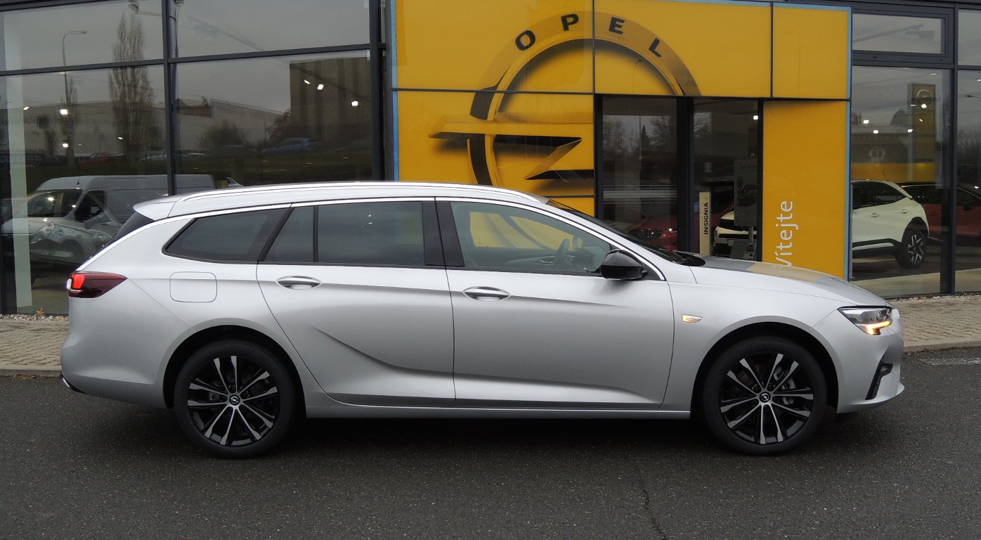 Opel Insignia Elegance Sports Tourer 4x4 128 Opel Insignia