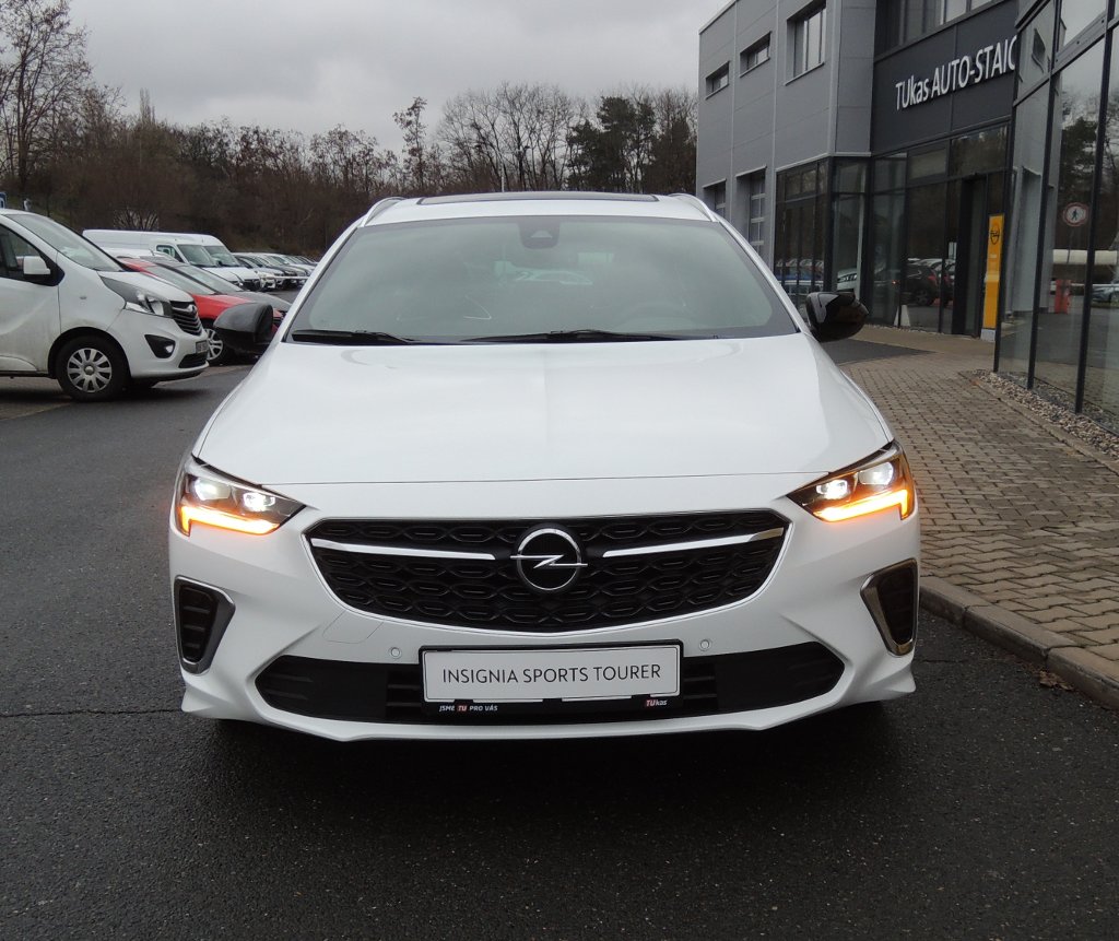 Opel Insignia GSi Sports tourer 2.0 AT9 230k Opel Insignia