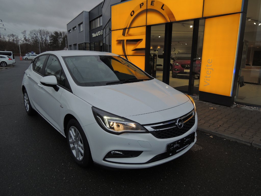 Opel Astra K 120 LET 1.4T 110kW/150k MT6 Opel Astra