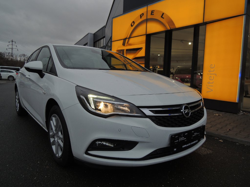 Opel Astra K 120 LET 1.4T 110kW/150k MT6 Opel Astra
