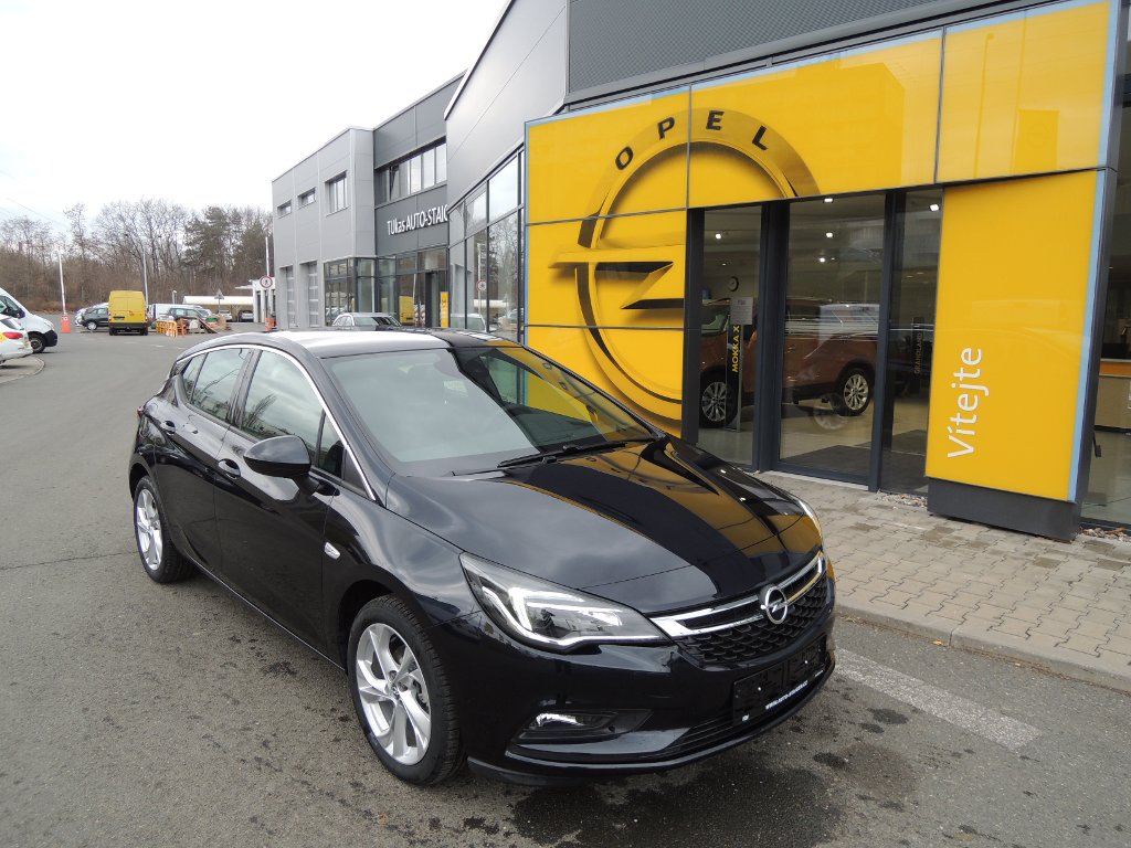 Opel Astra Innovation 1,4T 110kW/150k AT6 Opel Astra