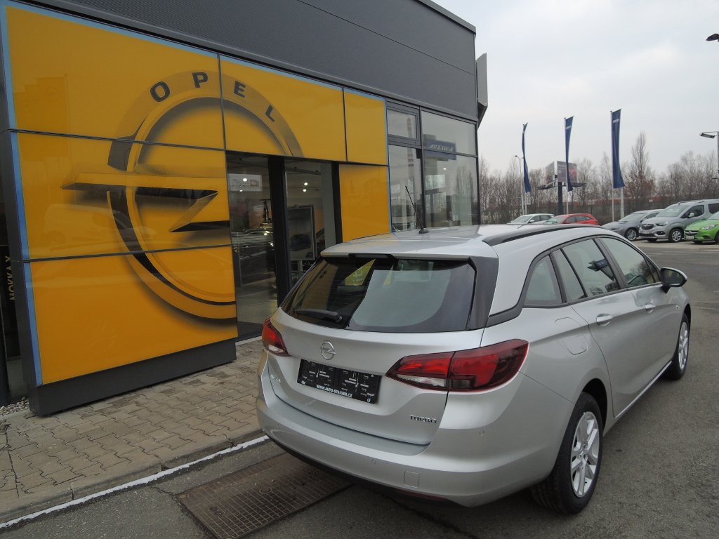Opel Astra 120 LET 1.6CDTI 81KW/110K MT6 Opel Astra