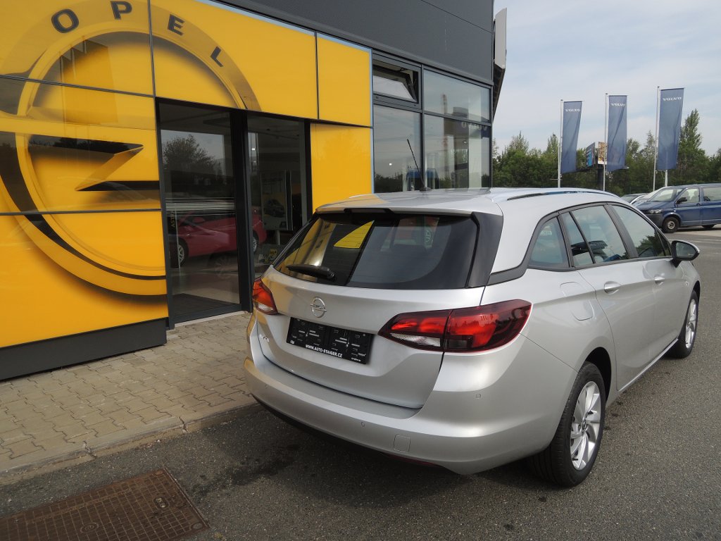 Opel Astra 120 LET 1.6CDTI 81KW/ 110K MT6 Opel Astra