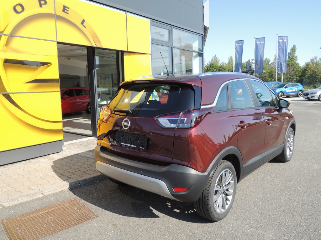 Opel Crossland X INNOVATION 1.2T 110K AT6 Opel Crossland X
