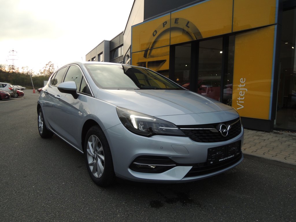 Opel Astra Elegance 1.2T 107kW/145k MT6 Opel Astra
