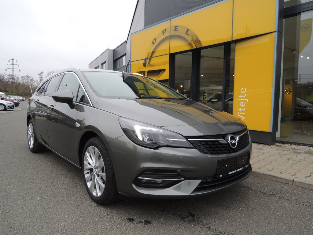 Opel Astra Elegance 1.4T 107kw/145k CVT Opel Astra