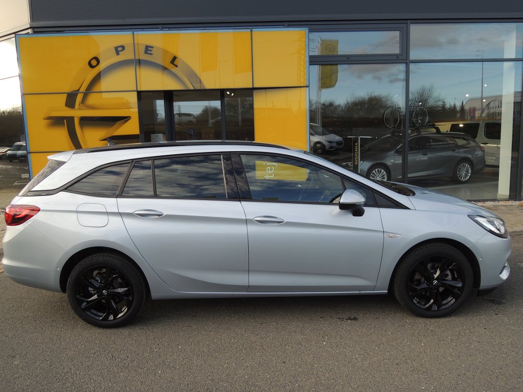 Opel Astra Elegance 1,4T 107kW/145k CVT Opel Astra