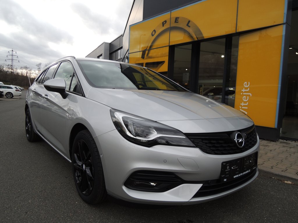 Opel Astra Elegance 1.5CDTi 90kW/122k MT6 Opel Astra