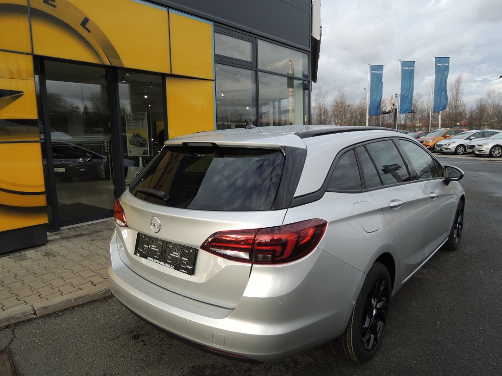 Opel Astra Elegance 1.5CDTi 90kW/122k MT6 Opel Astra