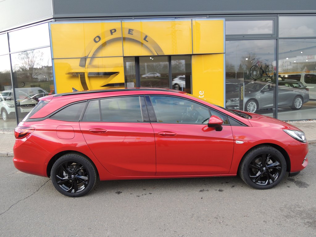 Opel Astra Elegance 1.5CDTi 90kW/122k AT9 Opel Astra