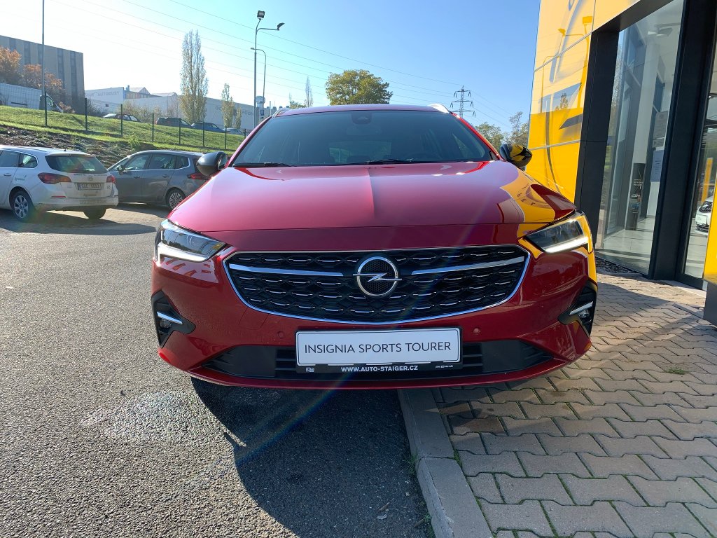 Opel Insignia ST GS line 2,0T 147kW/200k AT9 Opel Insignia