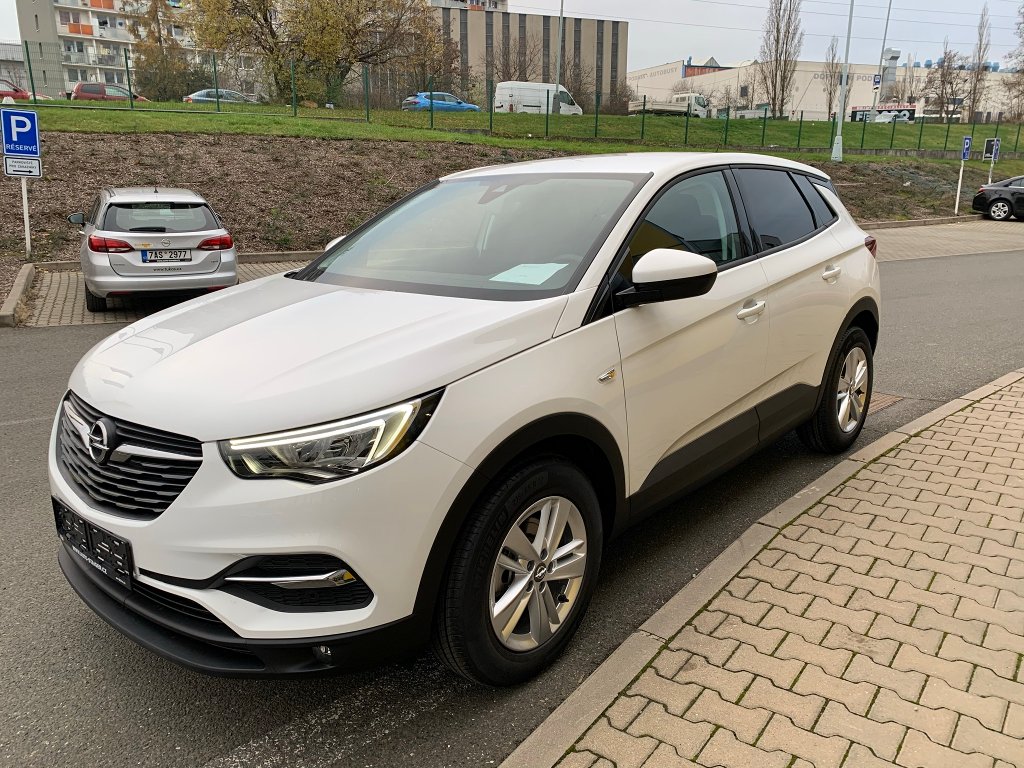 Opel Grandland X Enjoy 1,2 XHT (96kW/ 130k) Opel Grandland X