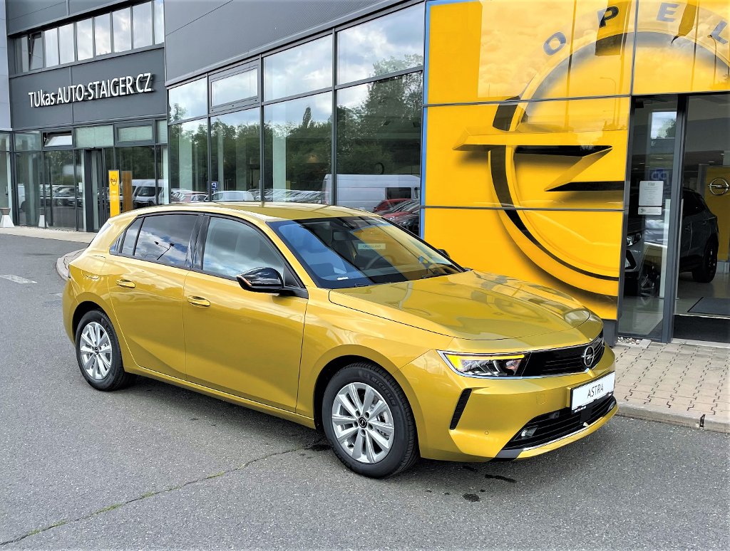 Opel Astra Edition HB 1.2T MT6 81kW/110Hp Opel Astra