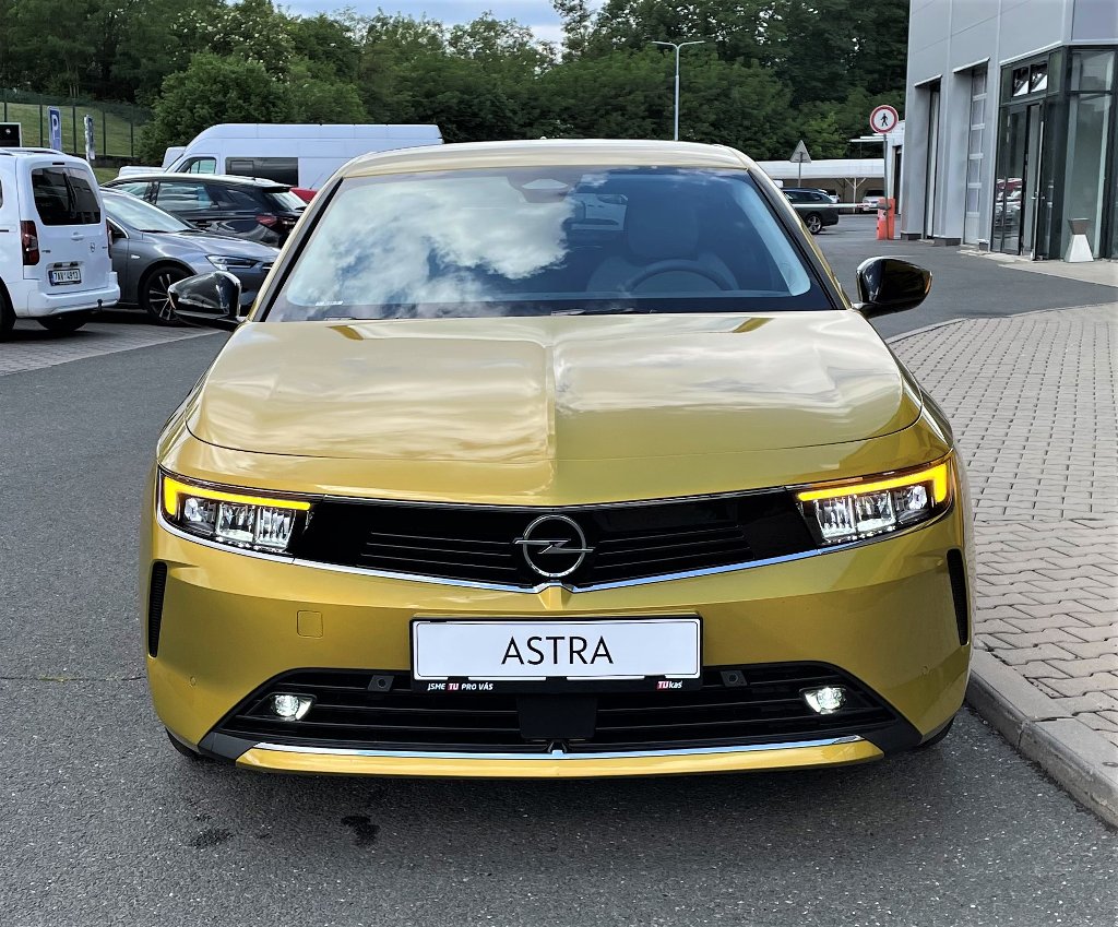 Opel Astra Edition HB 1.2T MT6 81kW/110Hp Opel Astra