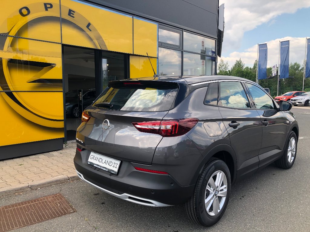 Opel Grandland X Innovation D 1.5 DTH S/S (96k Opel Grandland X