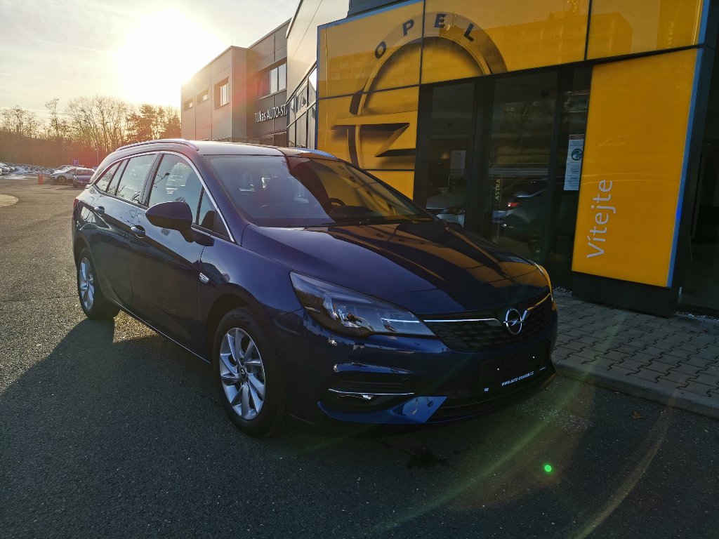 Opel Astra ST Elegance 1,2T 107kW/145k Opel Astra