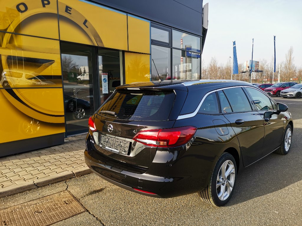 Opel Astra ST GS Line 1,2T 107kW/145k Opel Astra