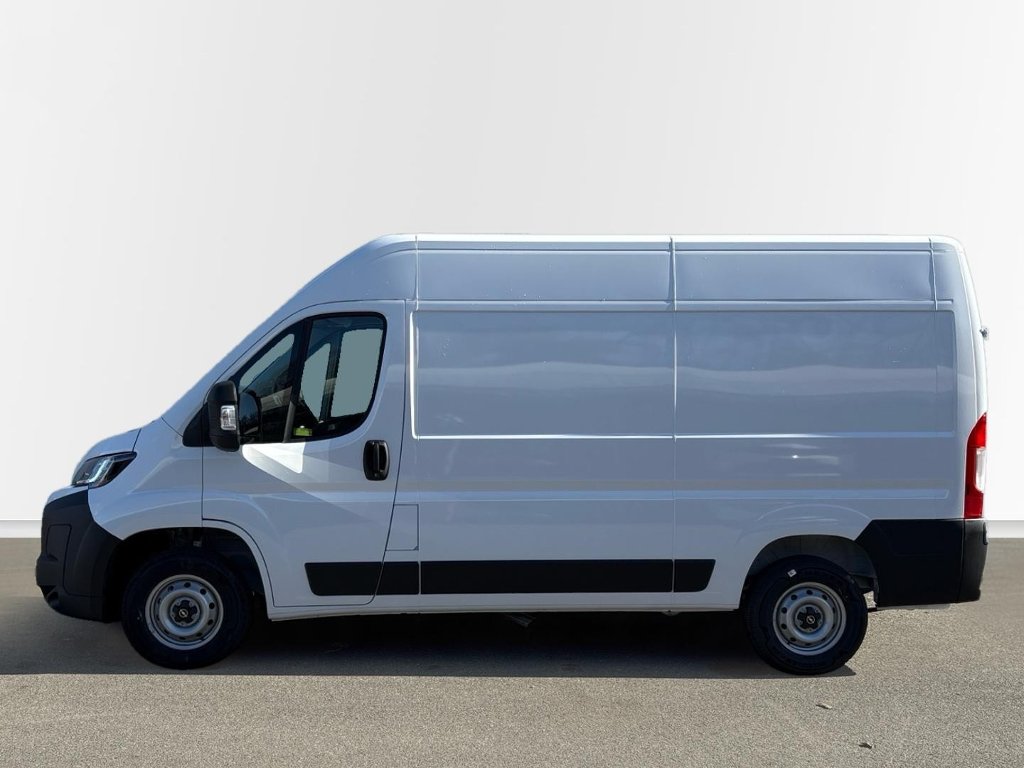 Opel Movano 2.2 CDTi 140k Van 3300 L2H2 Opel Movano