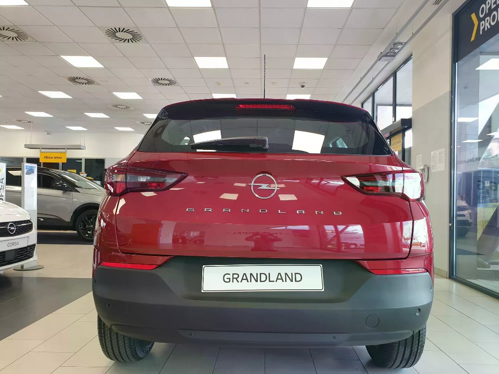 Opel Grandland 1.2 turbo 96kW MT6 Opel Grandland