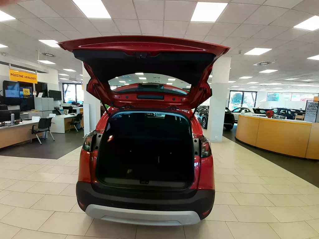 Opel Crossland ELEGANCE 1.2 TURBO 81 kW Opel Crossland