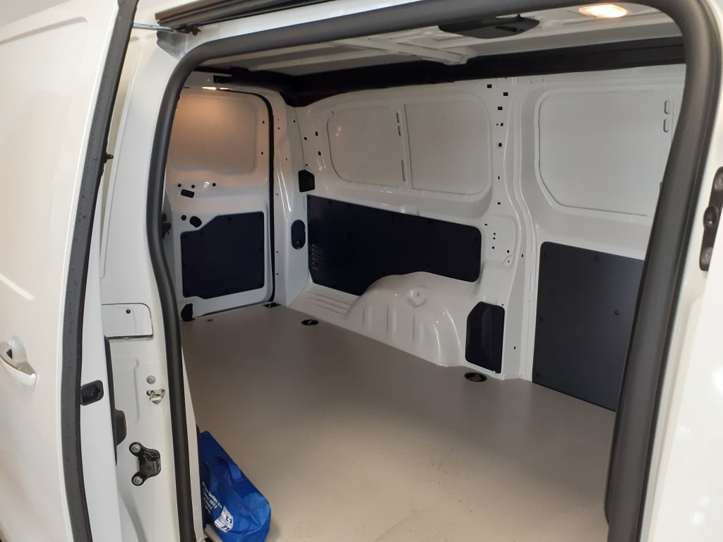 Opel Vivaro -e Van L2H1 100kW Battery75kWh Opel Vivaro