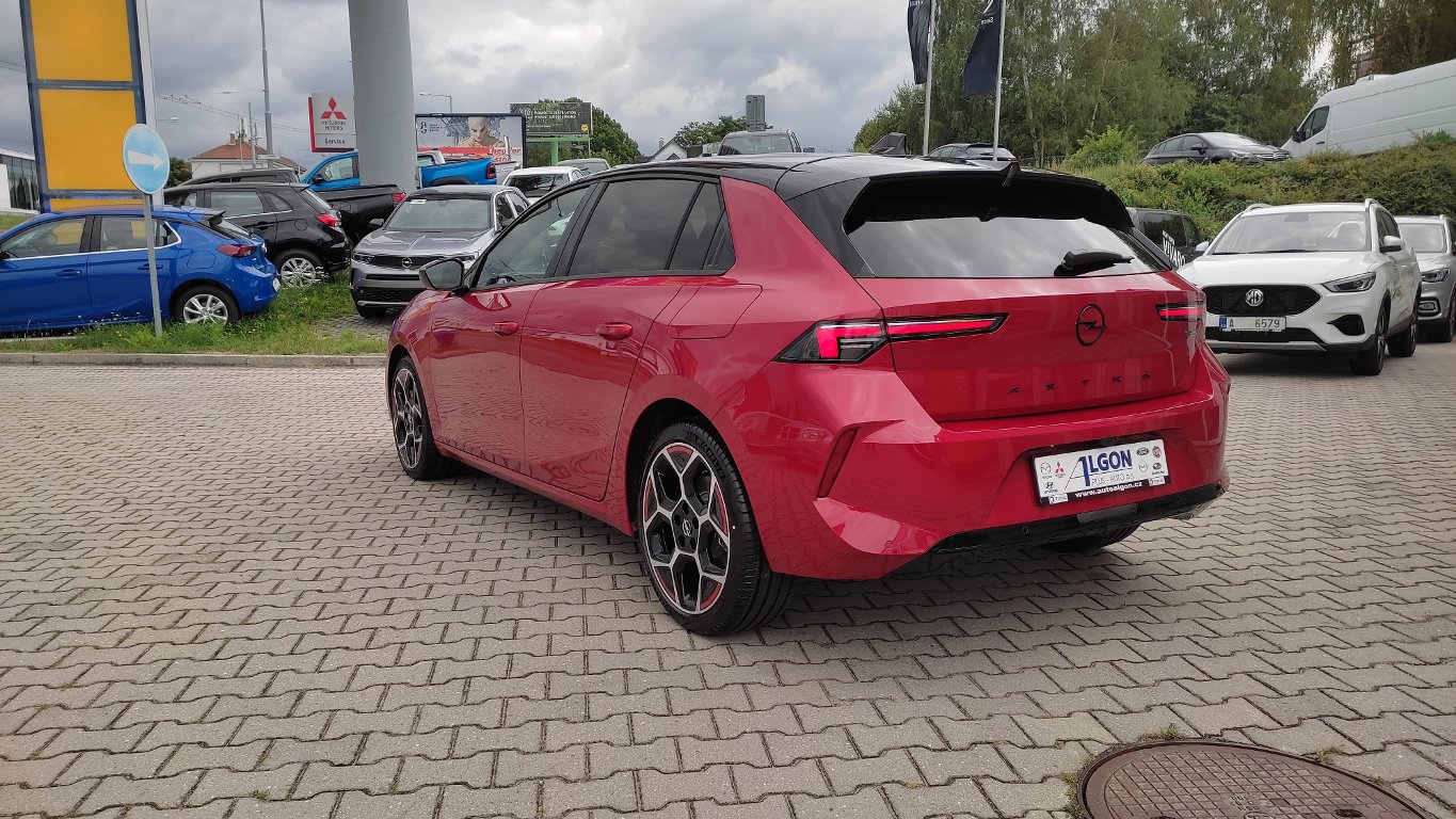 Opel Astra L PHEV GS Line 1,6 Turbo 133kW Opel Astra