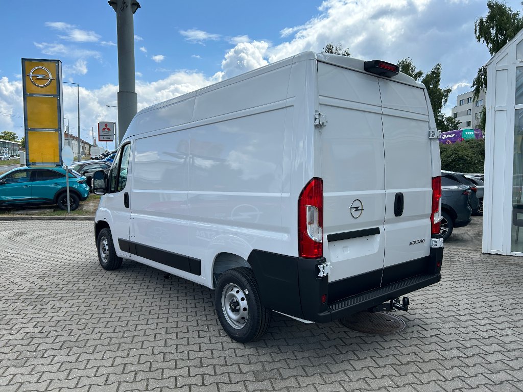 Opel Movano L2H2 2,2 CDTI 103kW MT6 Opel Movano