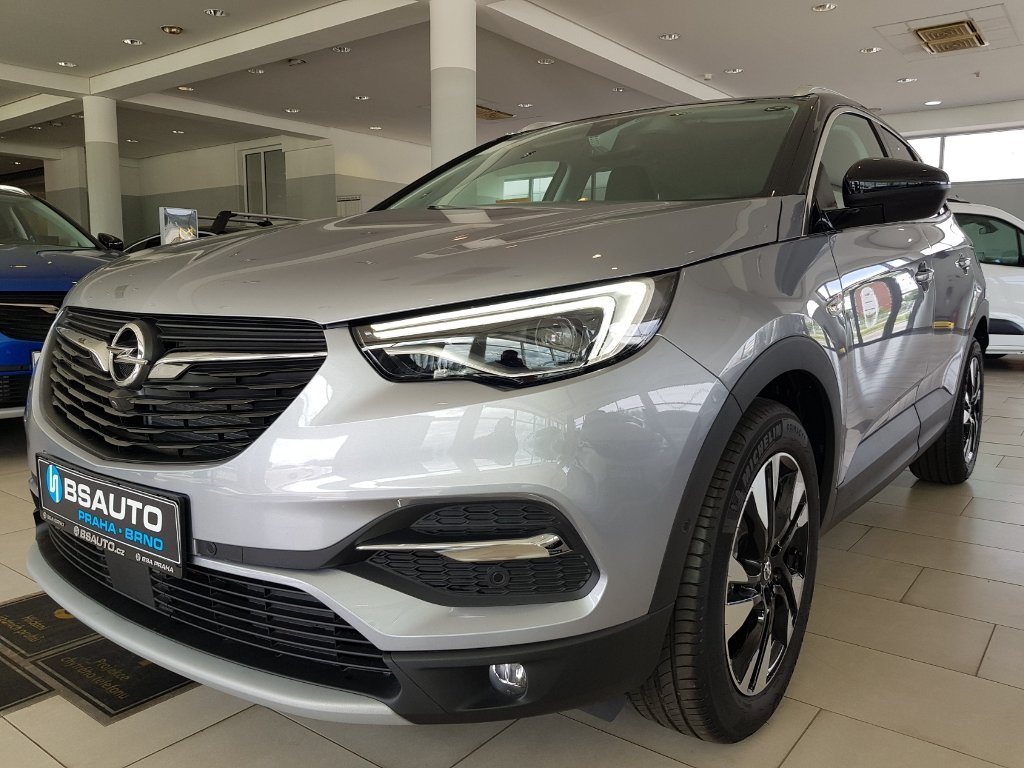 Opel Grandland X ULTIMATE 1,6 Turbo AT8 + ZP Opel Grandland X
