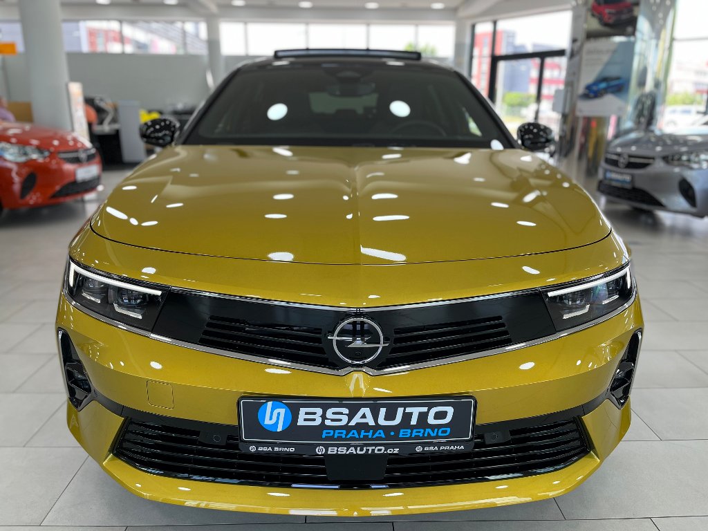 Opel Astra ULTIMATE 1,2 96 kW AT8 + ZP Opel Astra